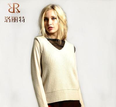 RARETE洛麗特 V領兩件套拼真絲羊絨衫，定義秋冬針織新風尚